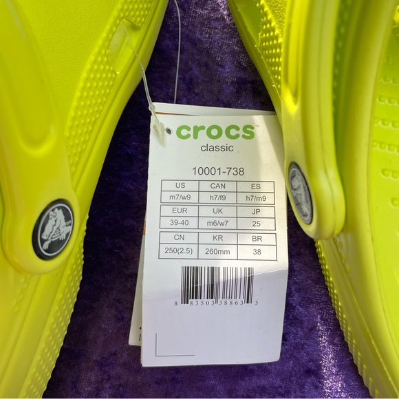 CROCS CLASSIC Neon Yellow NWT women’s size 9 - Picture 5 of 10